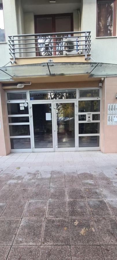 Dona Apartments Skopje Esterno foto